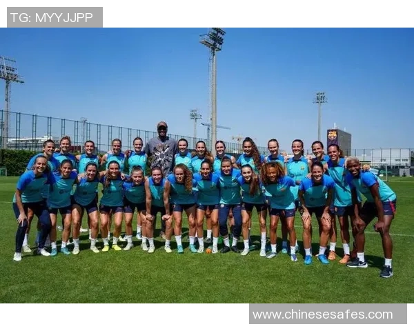 中国女星与足球明星的浪漫故事与合作瞬间揭秘 中国女星与足球明星的浪漫故事与合作瞬间揭秘