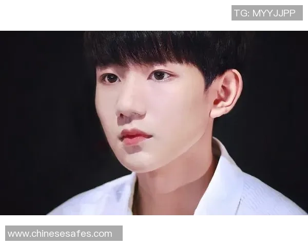 足球明星颜值大揭秘科普那些令人心动的球场俊男美女